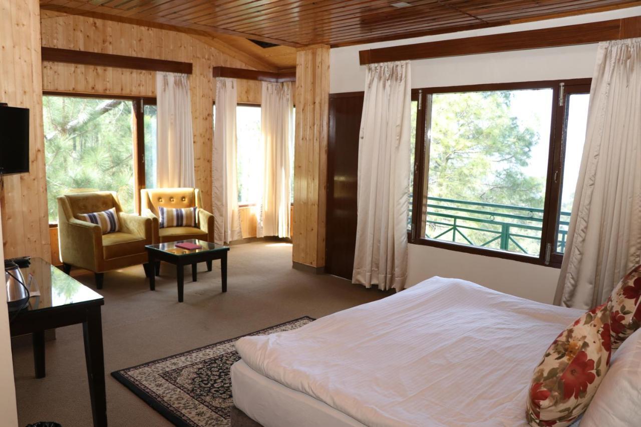 Maple Resort Chail Esterno foto